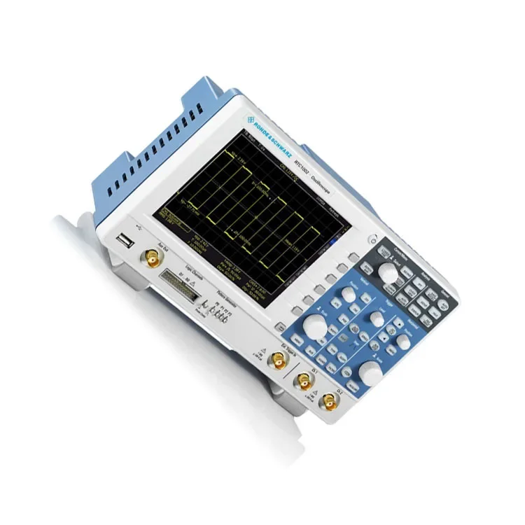 RTC1002 + RTC-B220 70 MHz 2 Channels 2 Mpts 8 Digital Channels R&S RTC1000 Oscilloscope