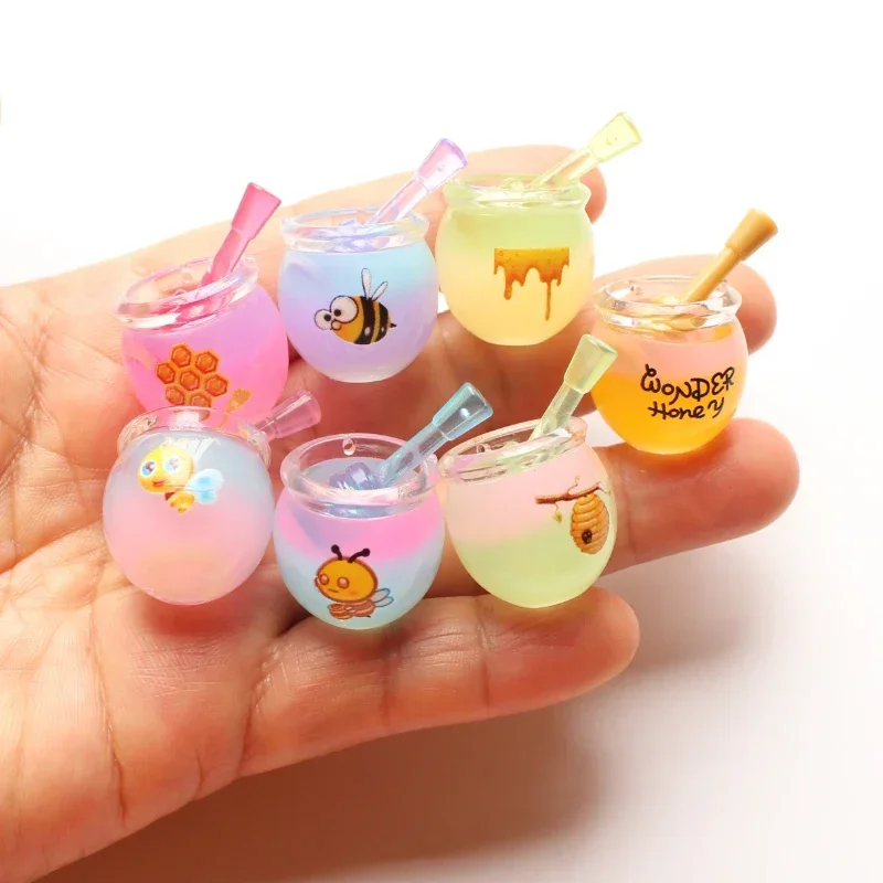 4szt Cute Bee Honey Jar Mini Luminous Honey Pot Women Couple Gift Resin Cabochons Scrapbooking Phone Desktop Doll House Decor