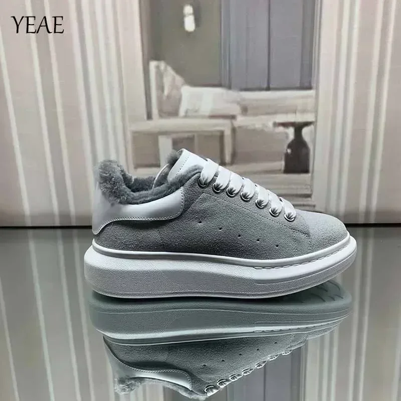 2025 جديد زوجين أحذية رياضية حذاء كاجوال الصيف مزدوجة أحذية الضوء الأبيض أحذية رياضية الذهبي أوزة أحذية رجالي أحذية رياضية