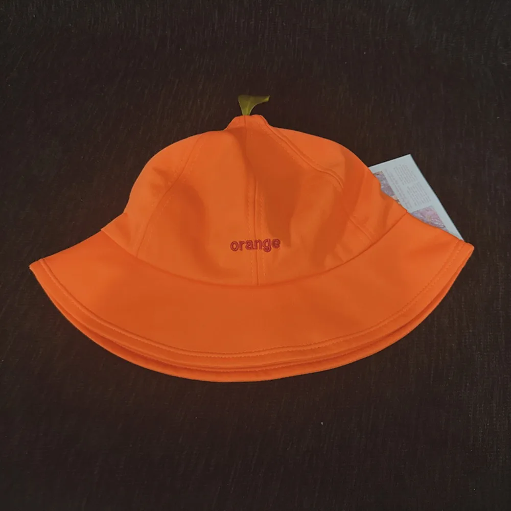 قبعة صياد برتقالية سريعة الجفاف، حماية رائعة من الأشعة فوق البنفسجية، قبعة دلو برتقالية إبداعية، قبعة واقية من الشمس من القطن المطرز بحروف الشمس في الهواء الطلق