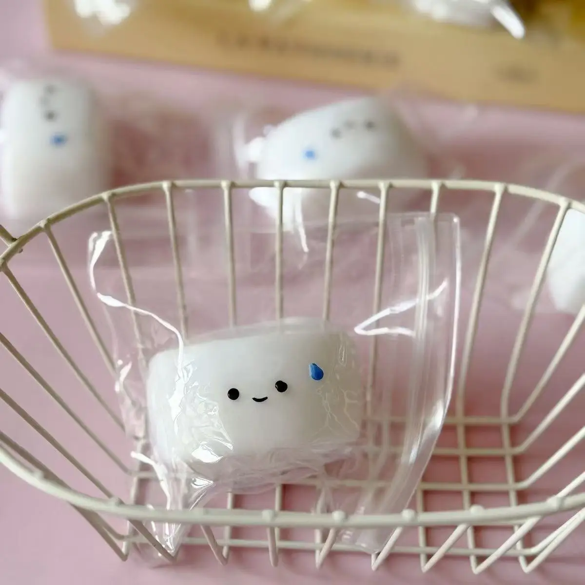 Addictive Squeeze Toy! Ultraweiche Silikon-Lebensmittel bietet einen befriedigenden Squish und Slow-Rebound-Großhandel nach Maß