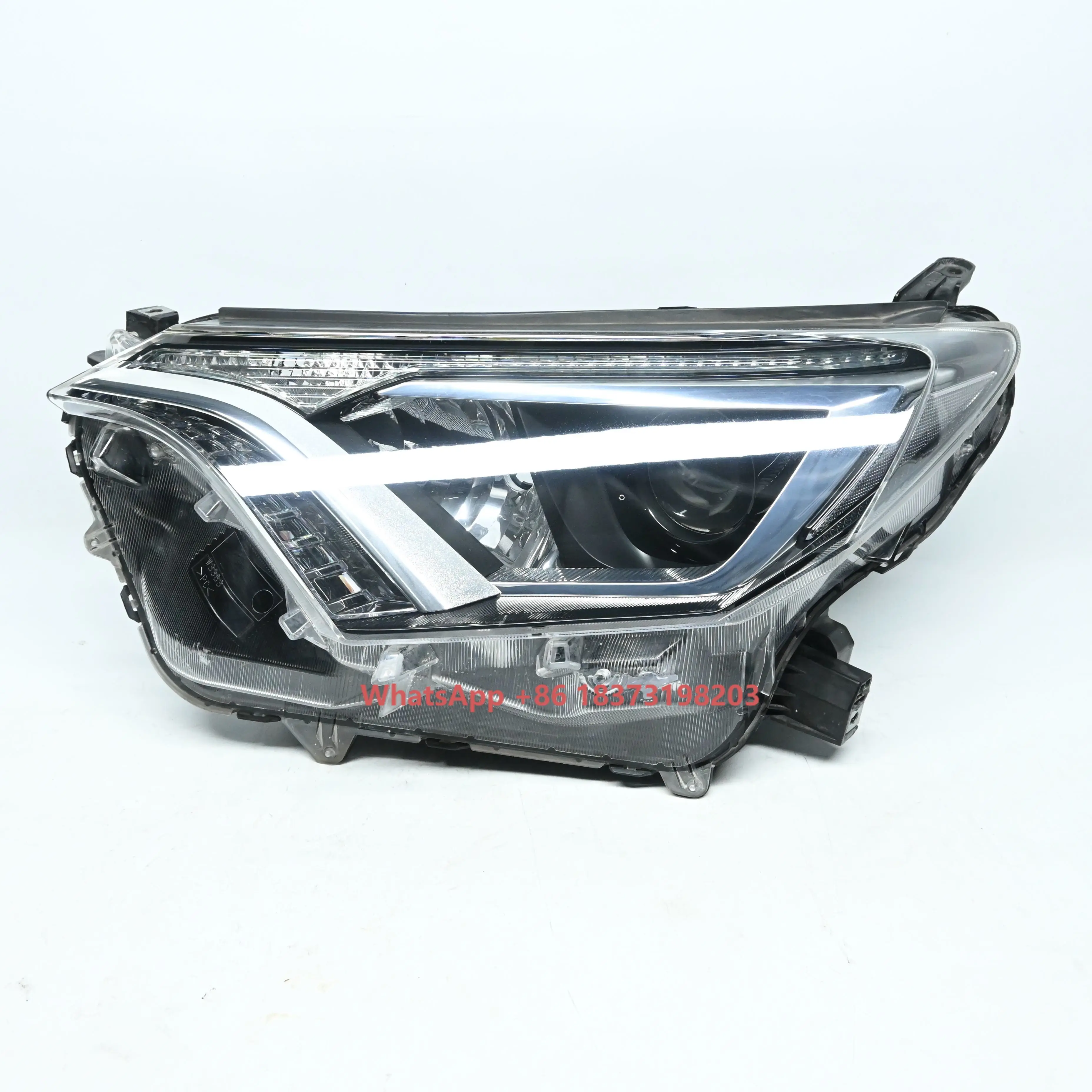 

Original RAV4 LED Headlight 2016-2019 Suitable for Wholesale and Direct Sales of RAV4 LED Headlights and Automotive Parts