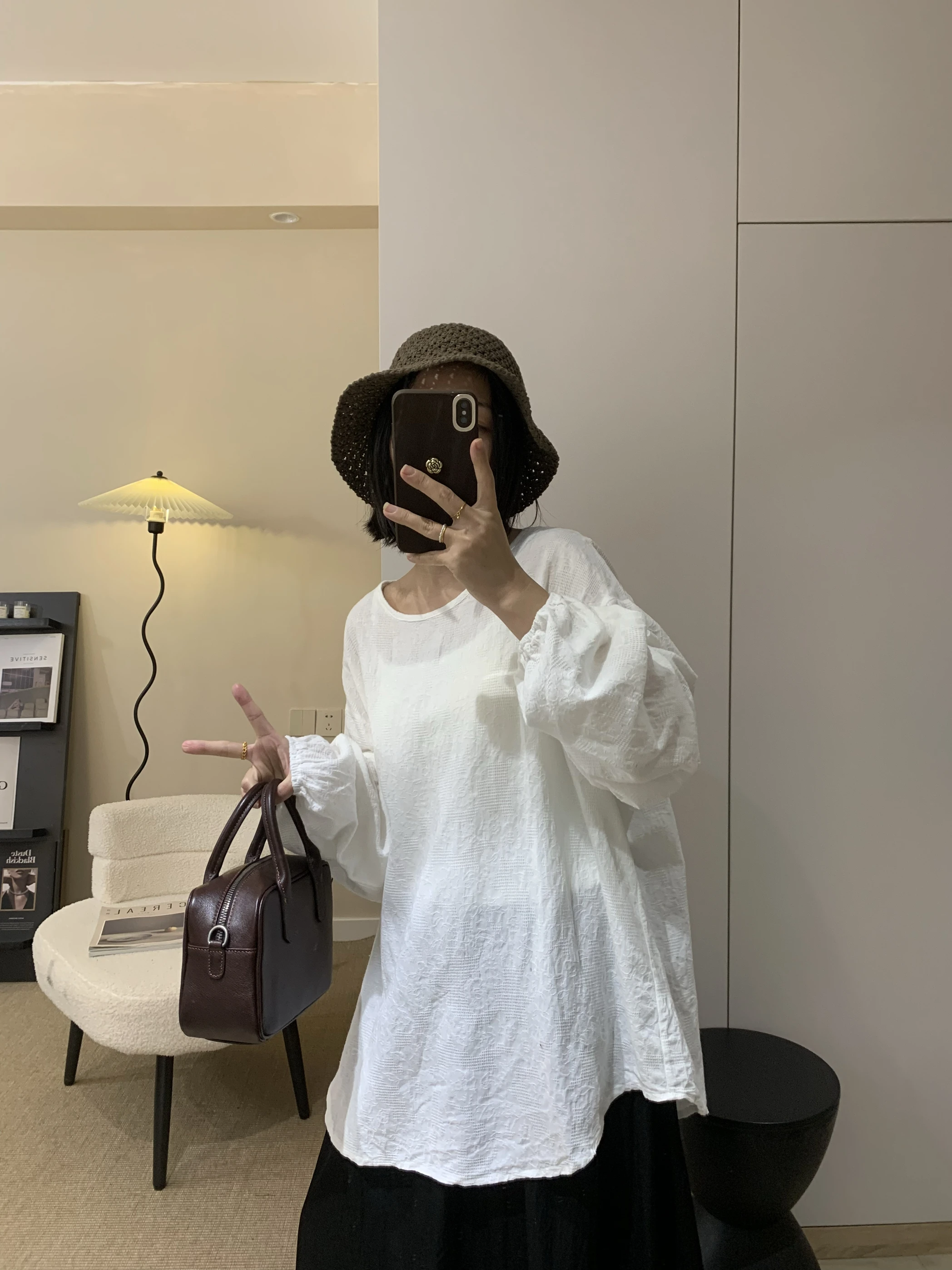 

Retro Cotton Hook Lace Long Sve White irt Loose round Ne Simple Spring Autumn Women's Faion Top Tagkita Brand