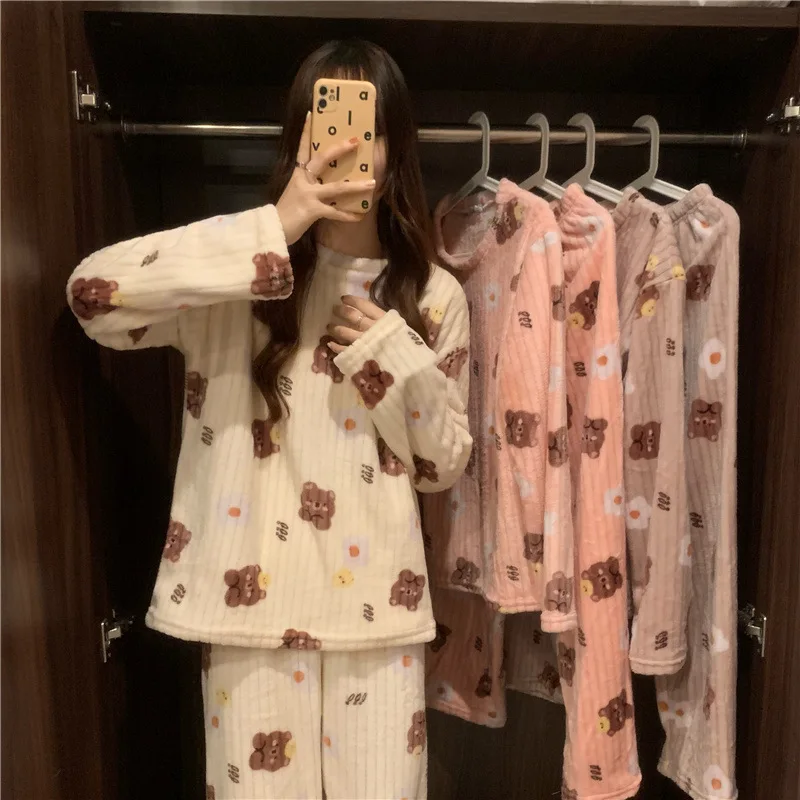 2025 New Women's Pajamas Set Warm Two-Piece Homewear Set Peach Bear Coral Velvet Suit Cute Sweet Thickened Warm Homewear