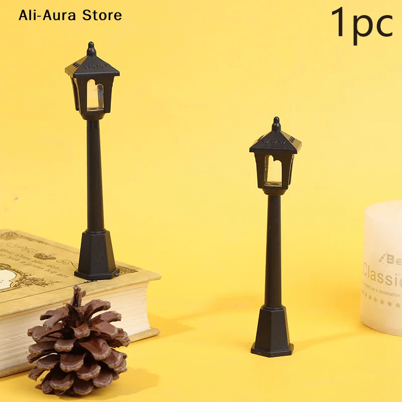 Miniature Street Lamp Post LED Lights Christmas Park Bench & Streetlight Micro Landscape Fairy Garden Ornament Dollhouse Decor