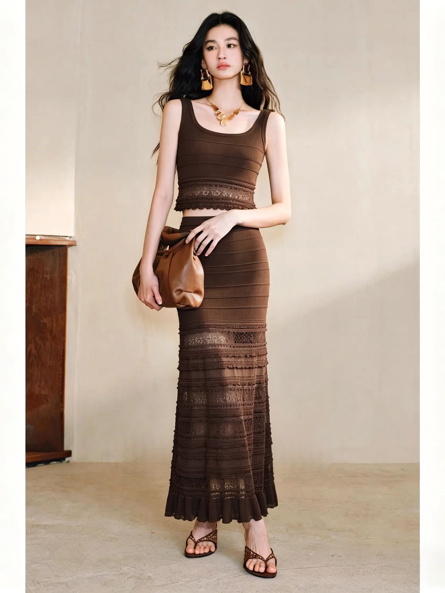 

Heavy Embroidery Lace Splicing Knitted Halter Skirt Women's High Waist Spring Fashion Set Gentle Wind High-End Sensation