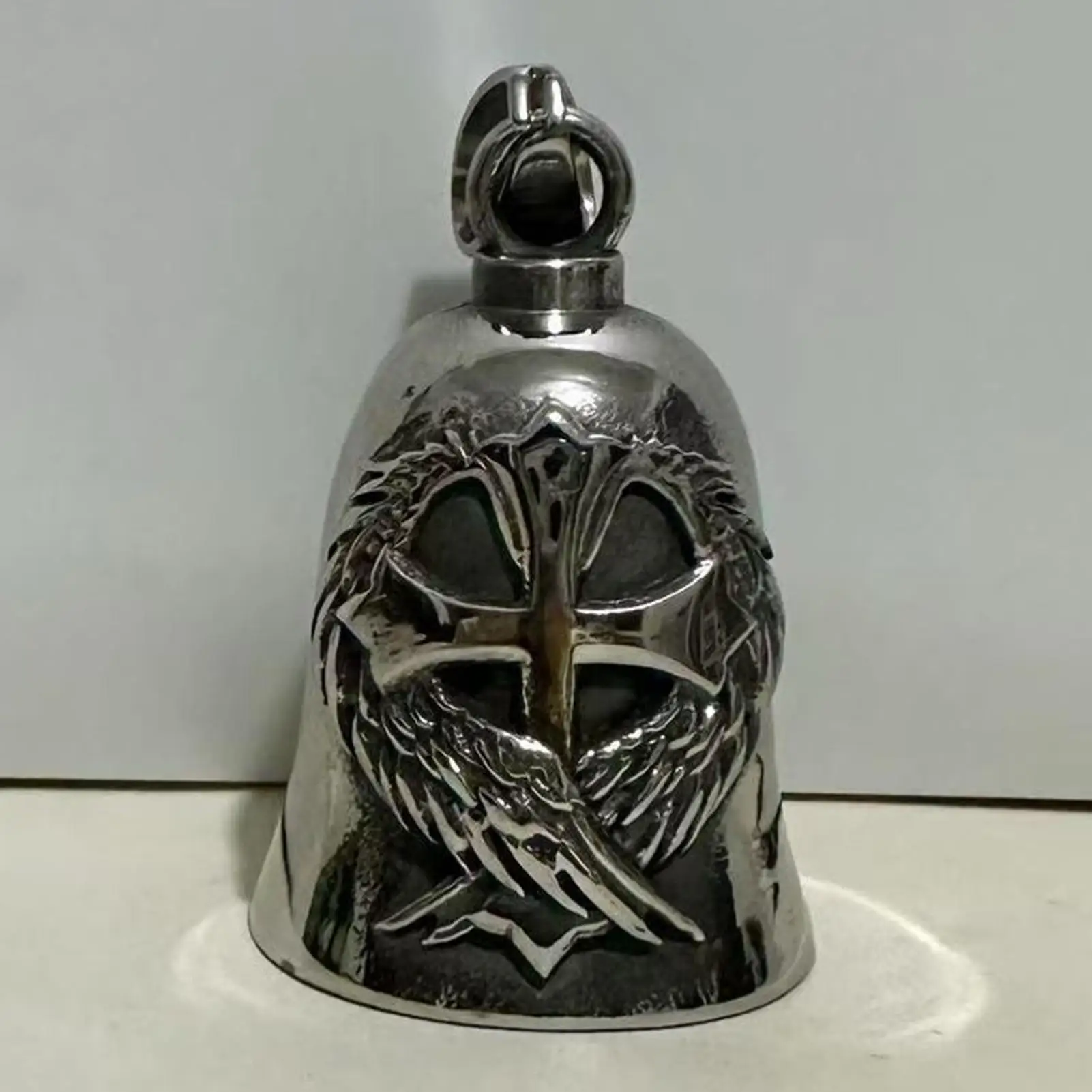 

Мотоциклетный колокольчик из сплава для байкерів, вешалка для колокольчика на удачу, ретро-крест, экзорцизм, подвеска-колокольчик для верховой езды для любителей семьи, взрослых