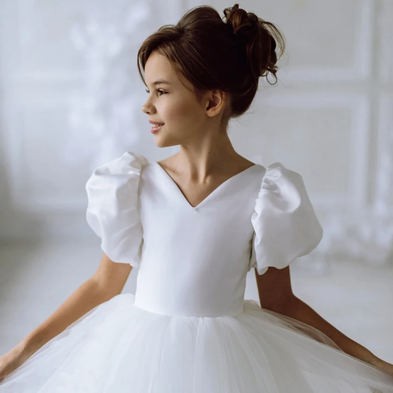 Vestido blanco de flores con cuello en V para niña, vestidos de boda de tul con mangas cortas hinchadas, fiesta de cumpleaños para niños, vestidos de primera comunión de princesa