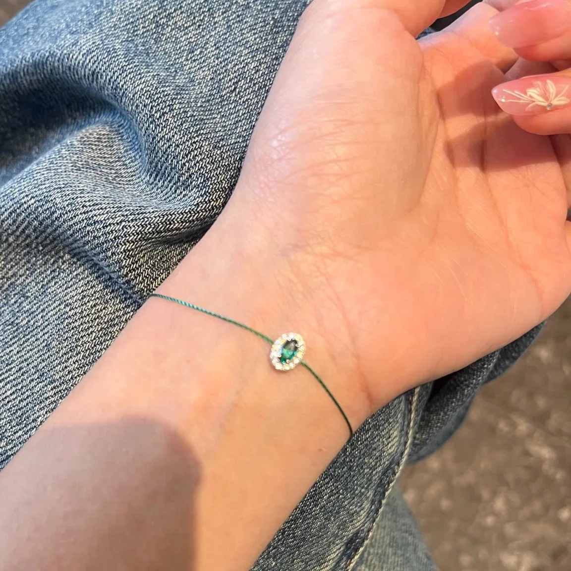 

Плетеный серебряный браслет Lucky Emerald Gemstone - женский элитный минималистичный роскошный браслет, инди-эстетика, нежный штабелируемый