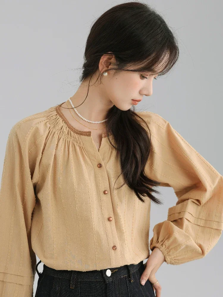 French Vintage Lace Patchwork Blouse for Women, Autumn Floral Lantern Sleeve Splicing Loose Slim Fit Round Neck Top Spring Autum