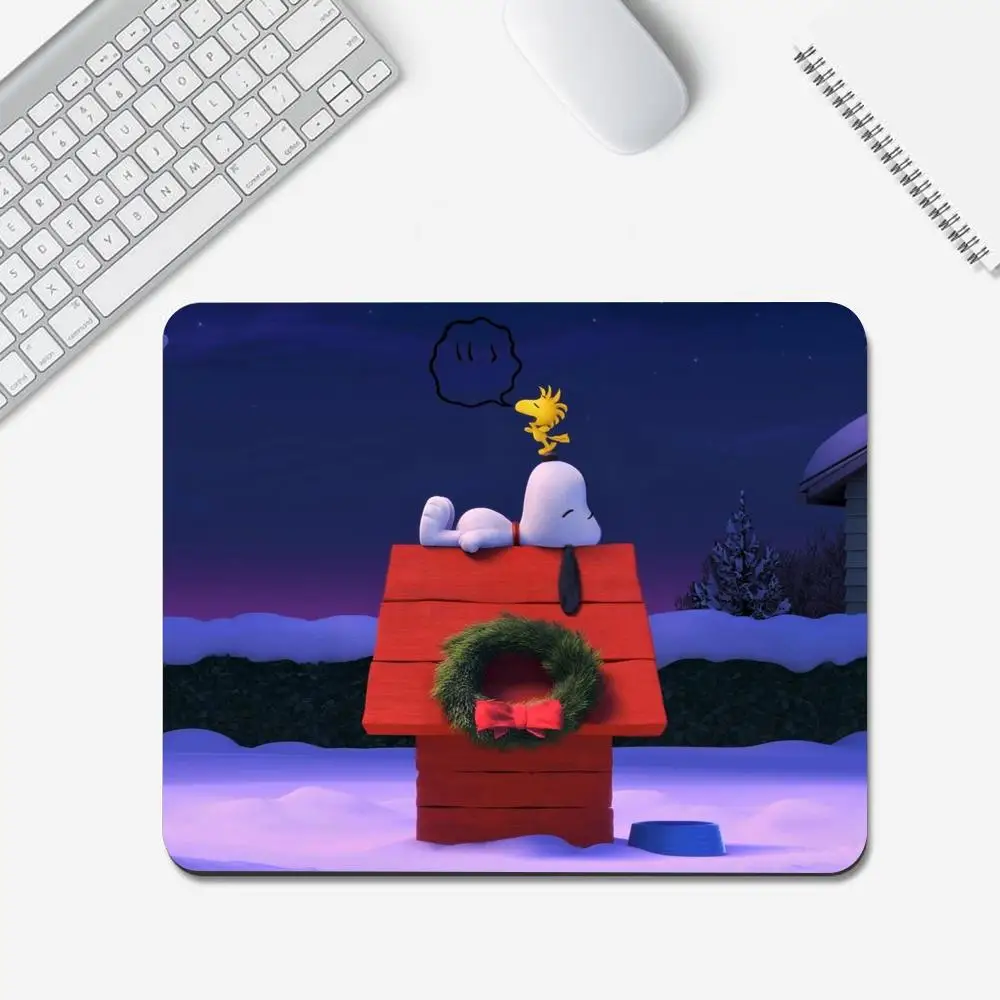 s-Snoopy-y MINISO Mouse Pad E-sports players Game Accessories Game Keyboard Pad Gamer Desktop Mat Deskmat Keyboard Pad XXL 90x40