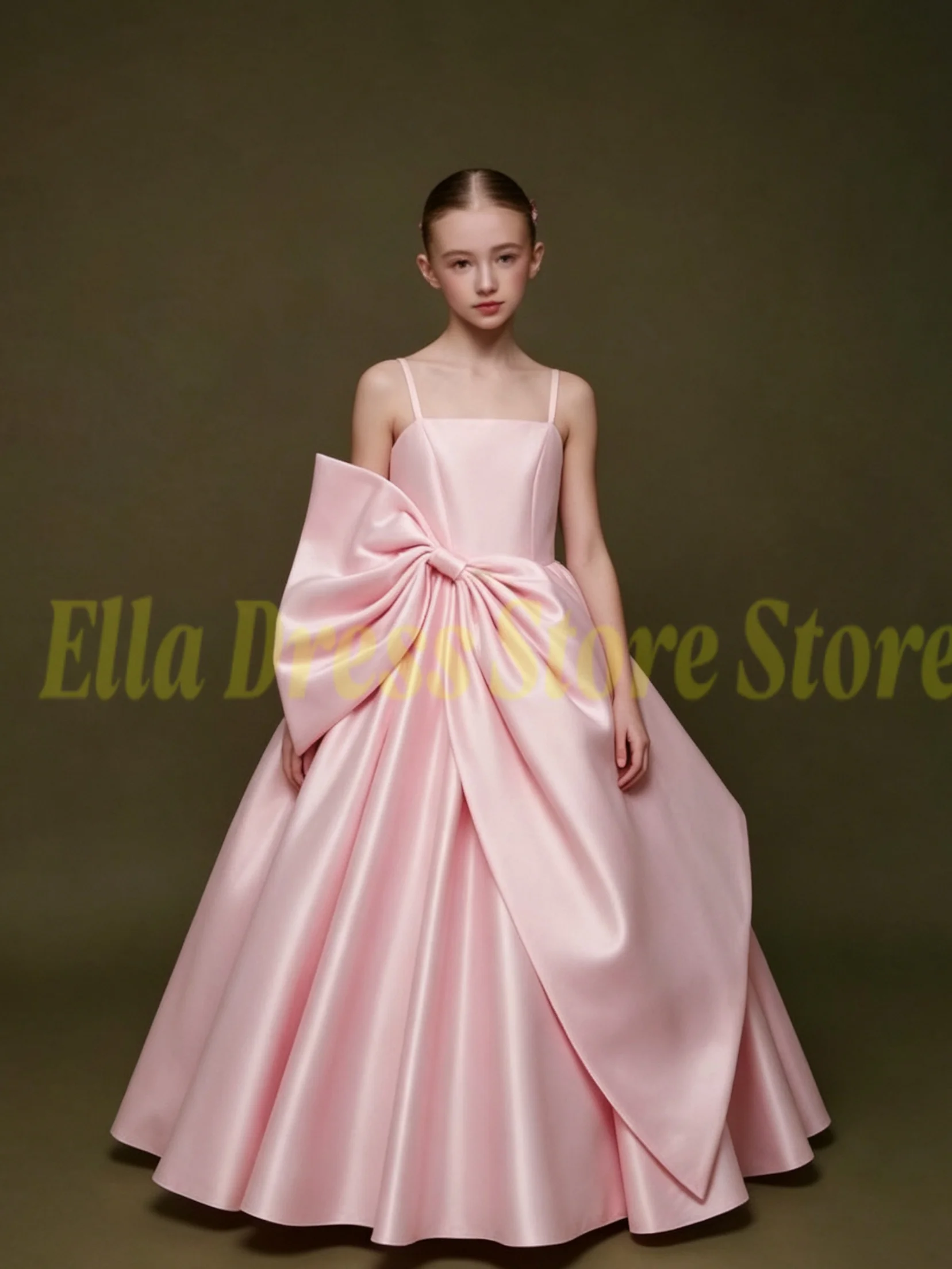 Großhandel Maßgeschneidertes Satin-Kleid für Kleinkinder und Kinder, Niedliches Schönheitswettbewerbskleid mit Schleifenriemen, Hochzeitskleid, Kinderballkleid, 1. Kommunionskleid – Detail 4