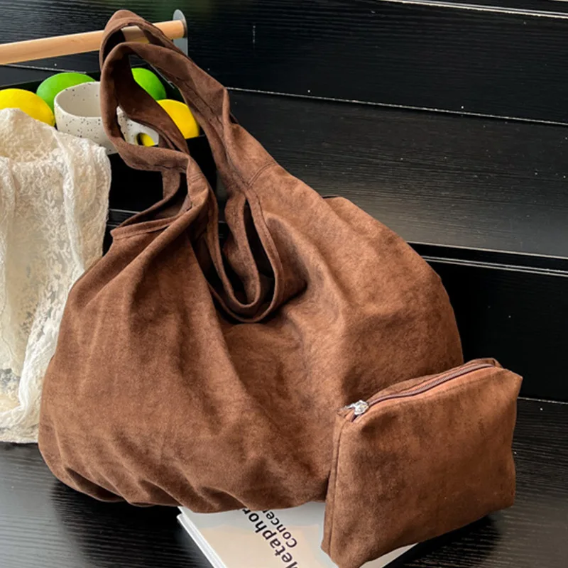 

Новая замшевая большая сумка, женская матовая сумка на плечо в стиле ретро, высококачественная универсальная сумка большой вместимости для поездок на работу