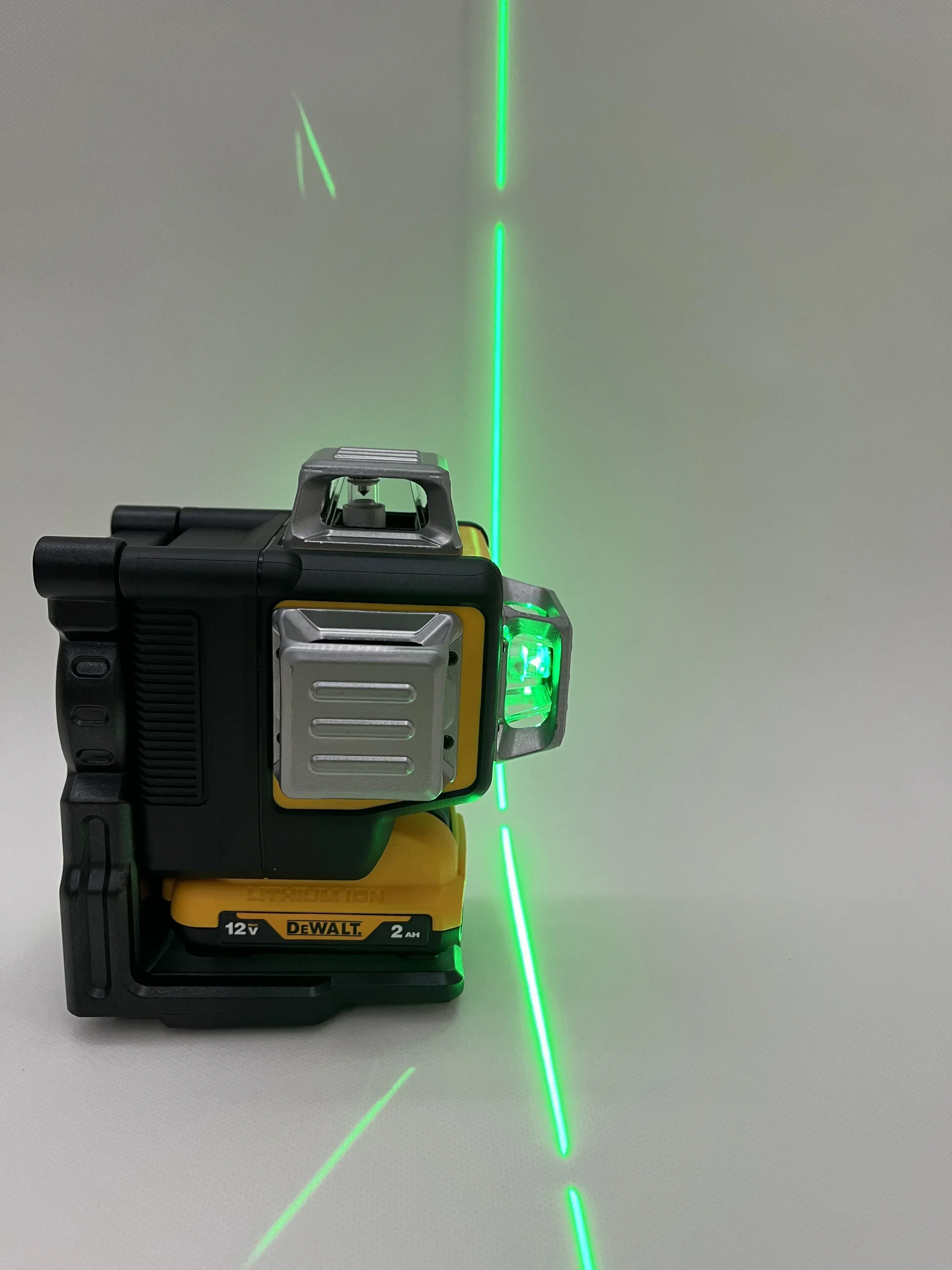 Dewalt DW089 مستوى الليزر 3 جوانب * 360 درجة عمودي 12 خط التسوية الذاتية أدوات خط متقاطع أفقي وعمودي بطارية 12 فولت