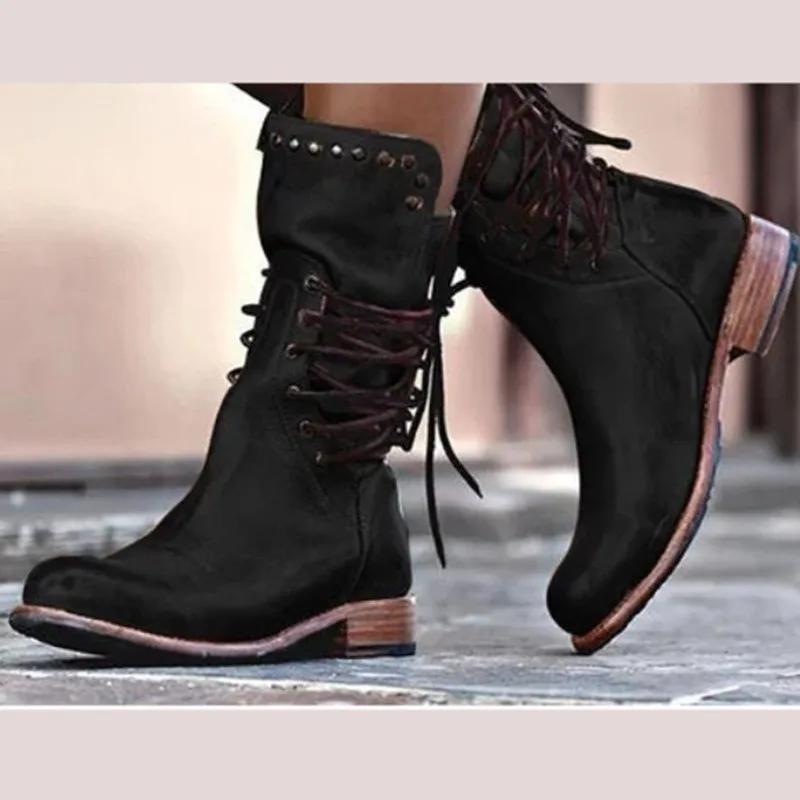 Winter 2023 New Women\'s Mid Sleeve Fashion Rivet Knight Style Autumn/Winter Women\'s Shoes Cross Lace Tass Sports Boots