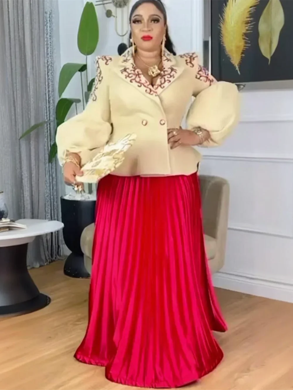 الملابس الأفريقية للنساء 2 قطعة مجموعات بلوزات والتنانير الدعاوى Dashiki أنقرة الترتر ثوب حجم كبير وتتسابق فساتين حفلات الزفاف