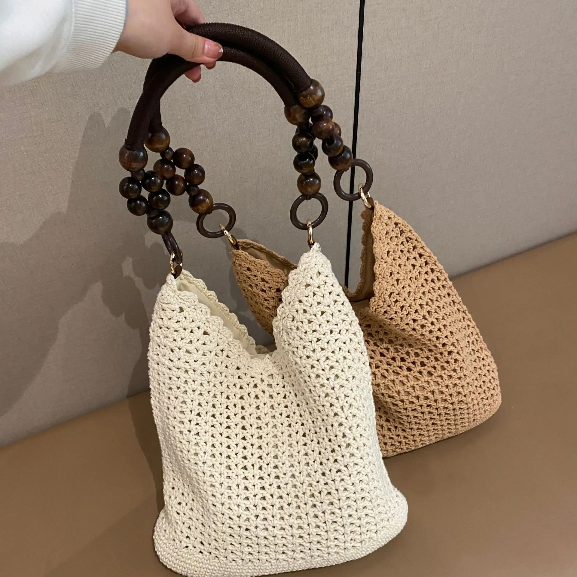 Large Capacity Vacation Beach Women's Bags New Casual Versatile Hollow Tote Niche Commuting Single Shoulder Armpit Bag Wholesale