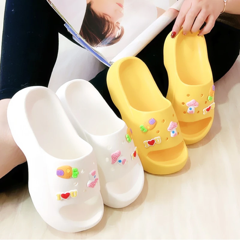 New Slippers Fashion Platform Korean Version Increase Women\'s Shoes Wedge Cartoon Cute Outdoor Flip Flops Slides 2023