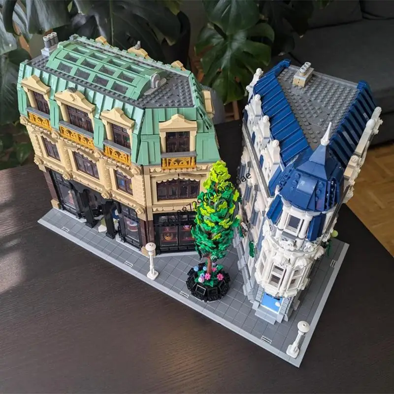 10507PCS City Hot Selling Street View Moc Old town center Pharmacy coffee shop model DIY creative ideas Toy Assembly Puzzle Gift