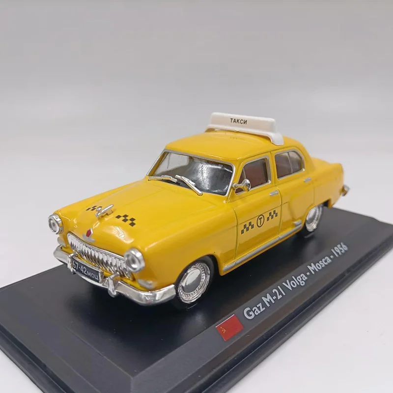 1:43 Scale Soviet Gaz M-21 Volga Moscow 1956 Taxi Diecast Alloy Car Model Finished Souvenir Collectible