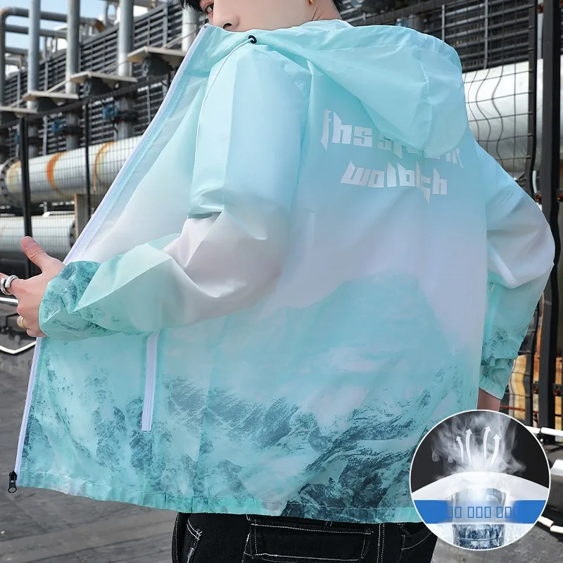 

Легкая летняя мужская куртка из ледяного шелка с капюшоном, быстросохнущая, с градиентным цветом, защита от солнца, свободный крой, длинный рукав, молодежная мода