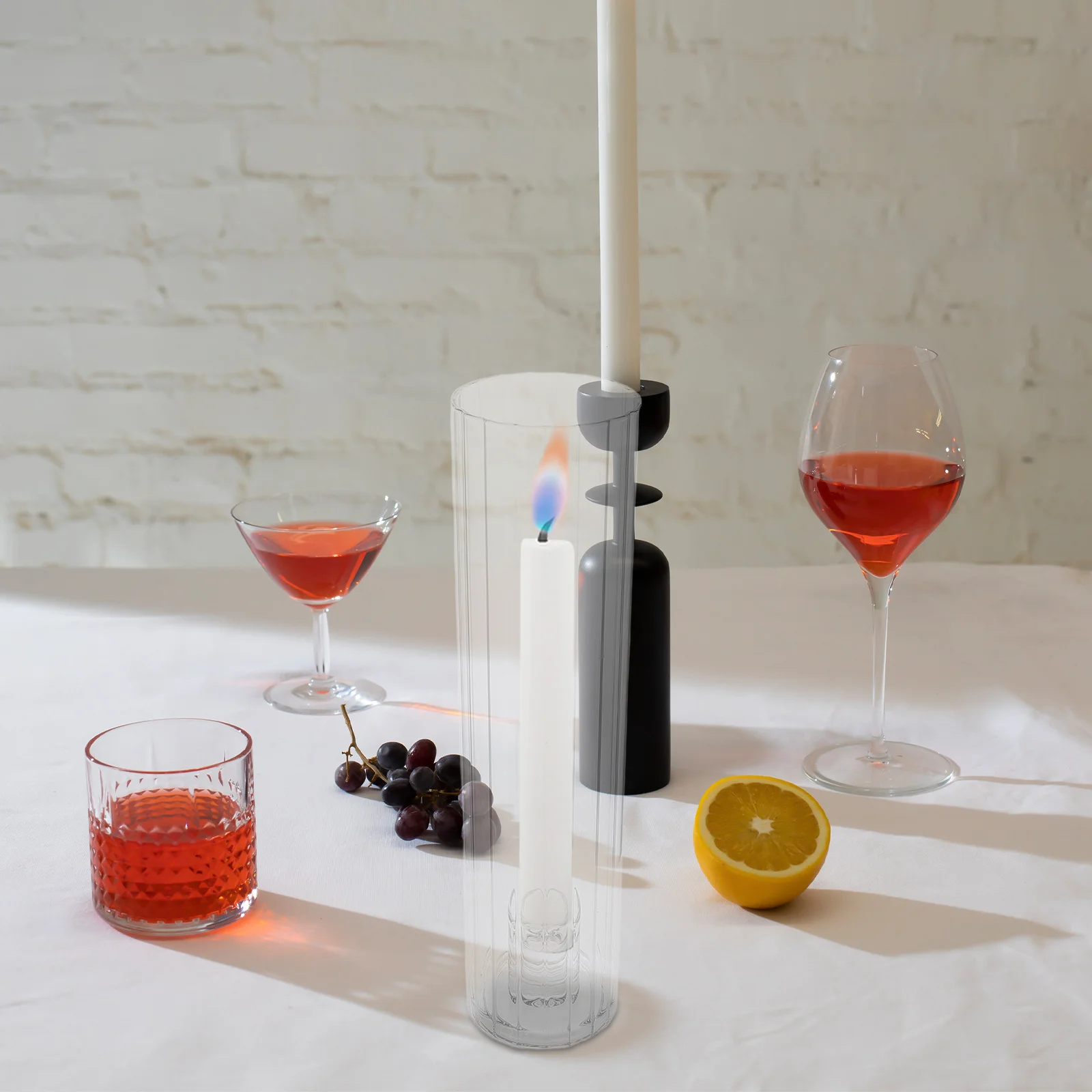 

2Sets Glass Hurricane Holders Clear Cylindrical Striped Sleeve Pillar Stand Stable Base Wedding Centerpiece Decor