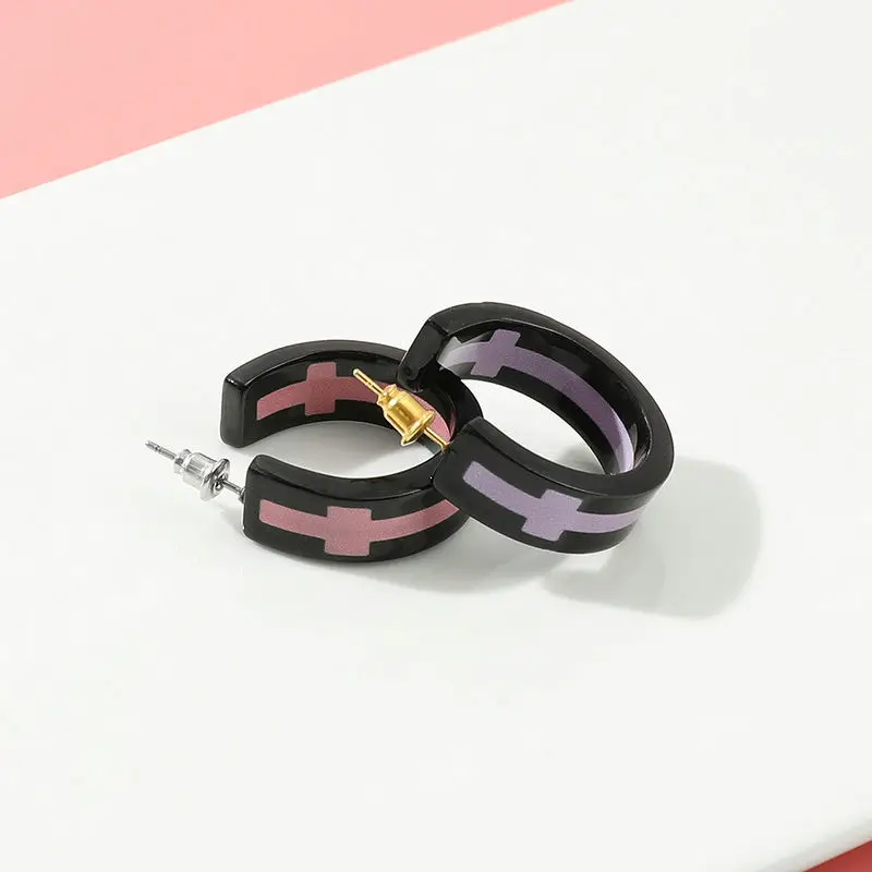 Anime around Tokyo Avengers Mitani Takashi ring cross earrings Cool girl trend everything goes with earrings