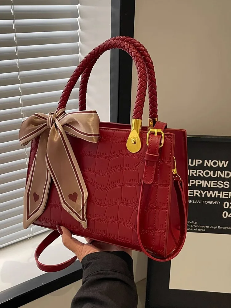 High Quality Red Bag For Women 2024 New Large-Capacity Handheld Crossbody Bag With Scarves Classic Stone Pattern Wedding Bag