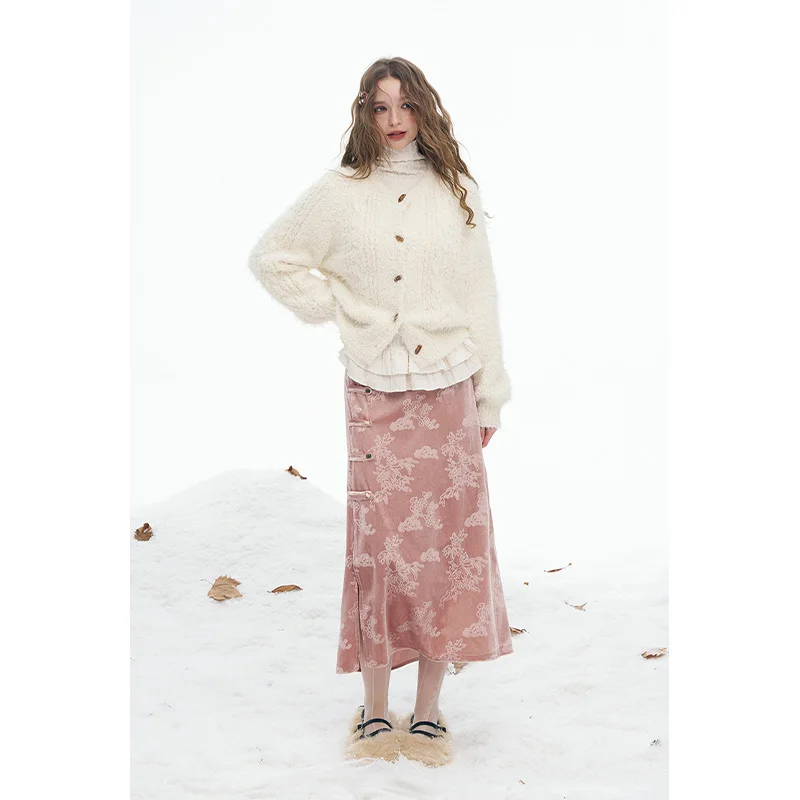 ELFSACK Women's Neo‑Chinese Midi Skirt with Floral Embroidery & Side Slit, Velvet Fishtail Skirt
