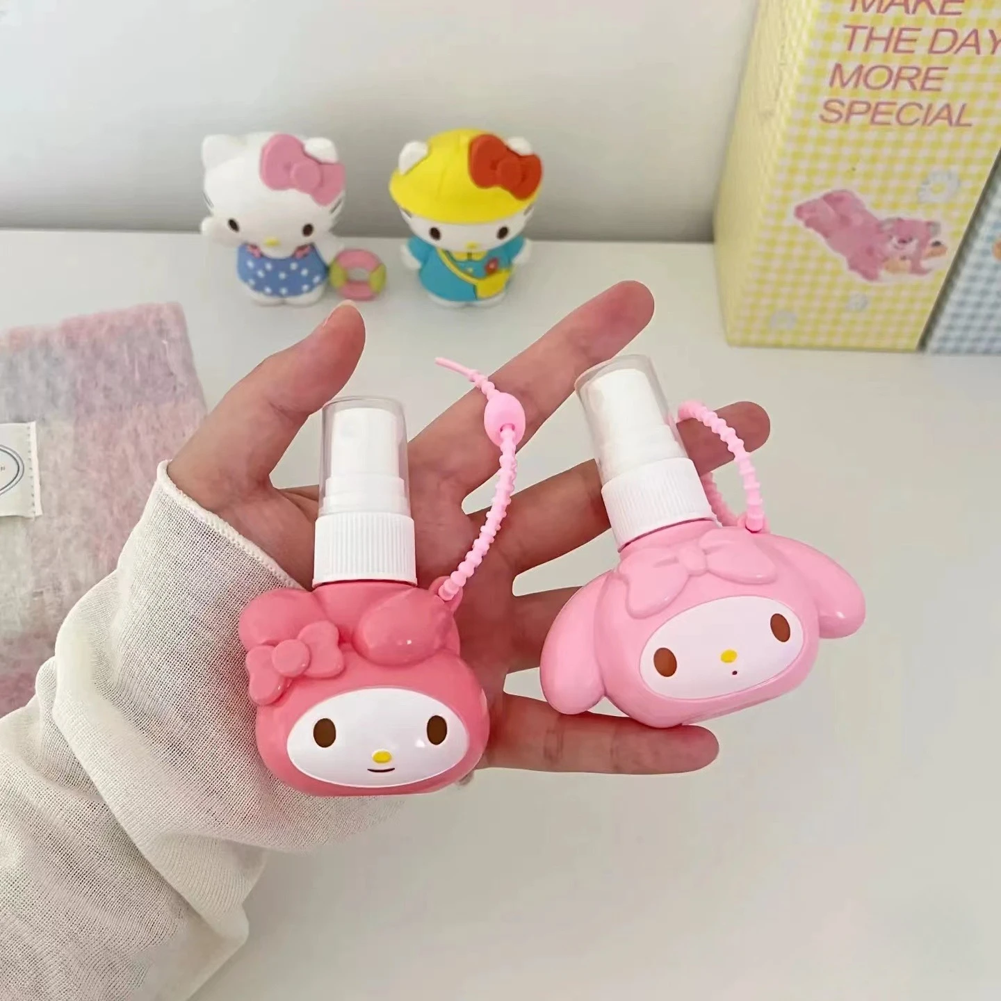 Botella de Spray Portátil de 50 ml, Kawaii Sanrio Anime Kuromi Cinnamoroll My Melody, Botella de Viaje para Cosméticos, Perfume, Alcohol