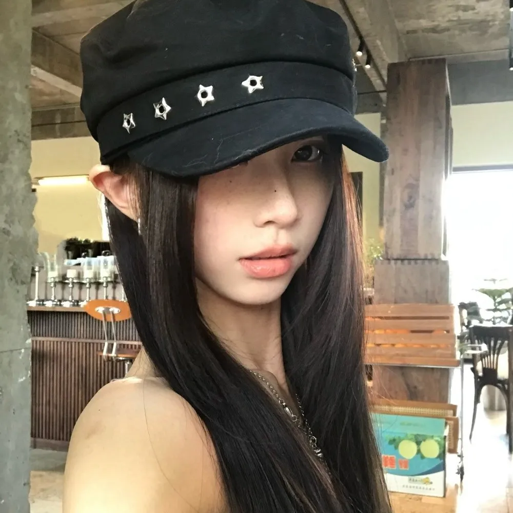 

Casual Vintage Star Hole Berets Flat Top Black Octagonal Cap Versatile Women Newsboy Hats Ladies
