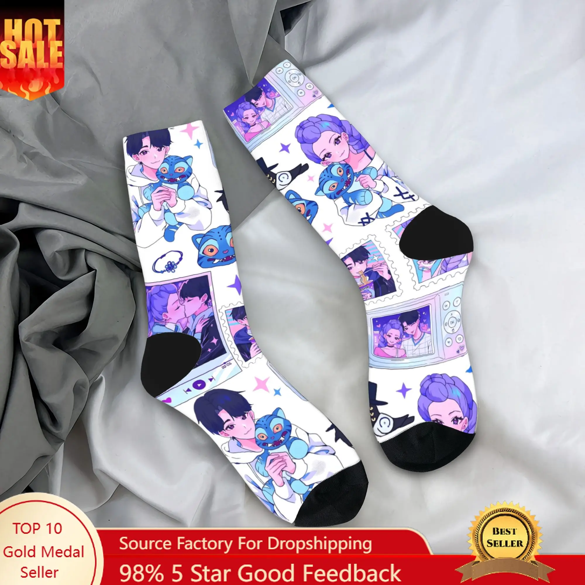 Rujinu Kpop شيطان الصيادين الجوارب عدم الانزلاق جوارب النساء الرجال الدافئة لينة الدراجات الجوارب الشتاء جوارب مطبوعة غير رسمية