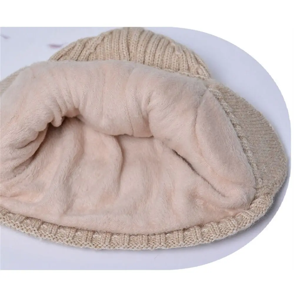 قبعة كاجوال ناعمة محبوكة سميكة مقاومة للرياح قبعات عادية قبعة أذن رياضية