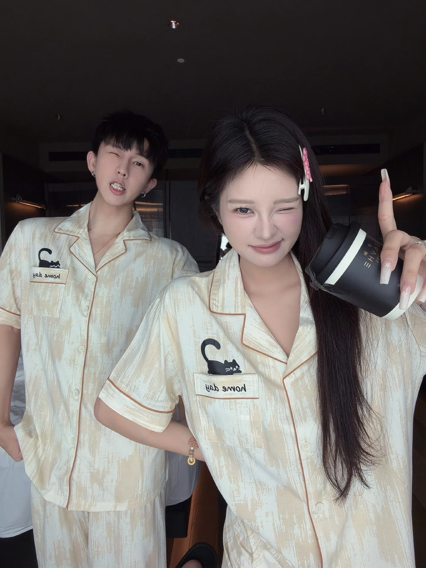 かわいい黒猫カップルパジャマ綿半袖ショーツホーム服セット女性のスタイル夏涼感メンズホームスーツ