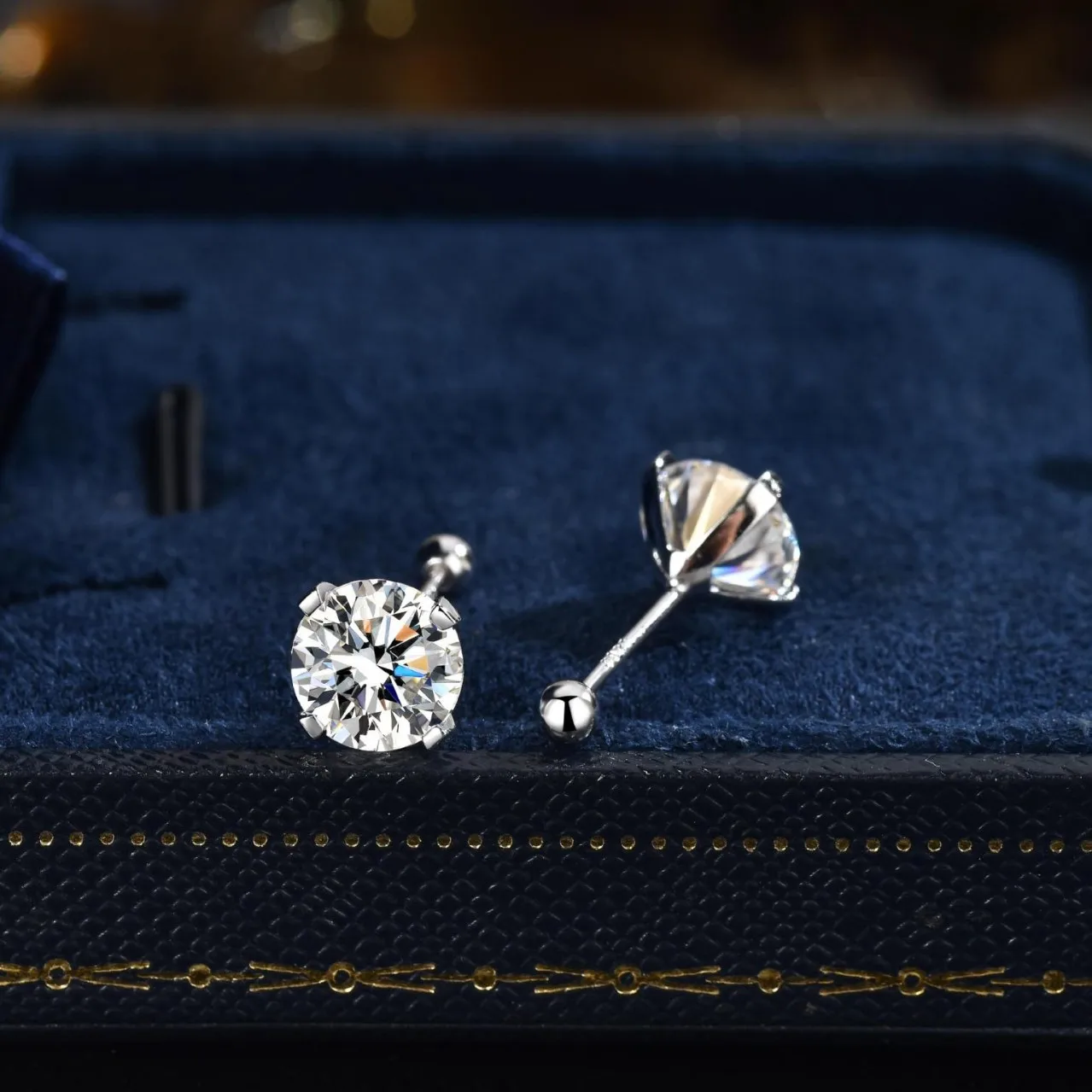 Solid 14K Gold Filled 4 Prong D Color Moissanite Screw Stud Earring for Women Wedding Diamond Ear Stud Fine Jewelry Birthday Gif