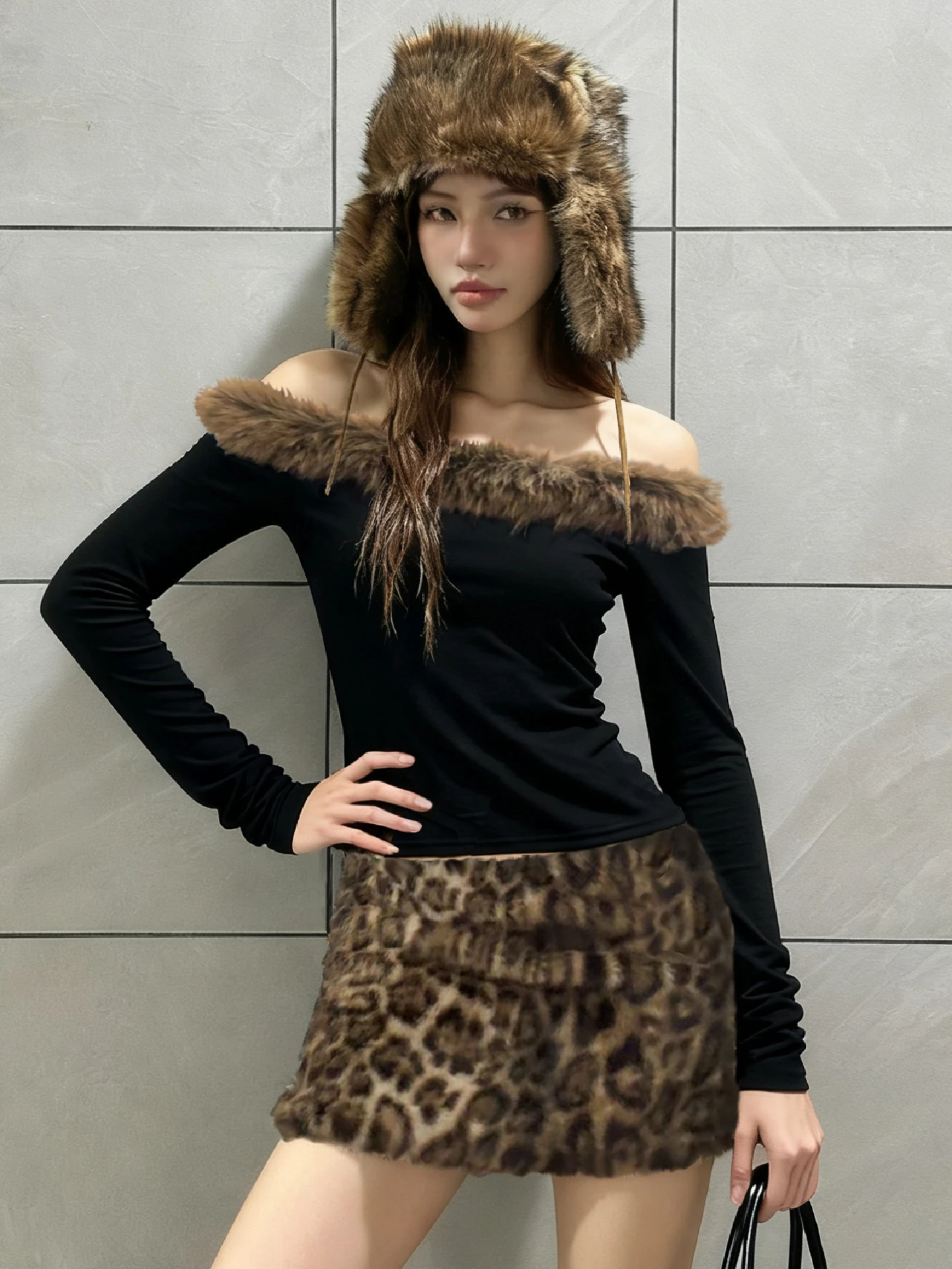 Dulzura outono moda sexy cintura alta fino ajuste leopardo impressão de pelúcia mini saia feminina casual versátil estilo rua roupas y2k