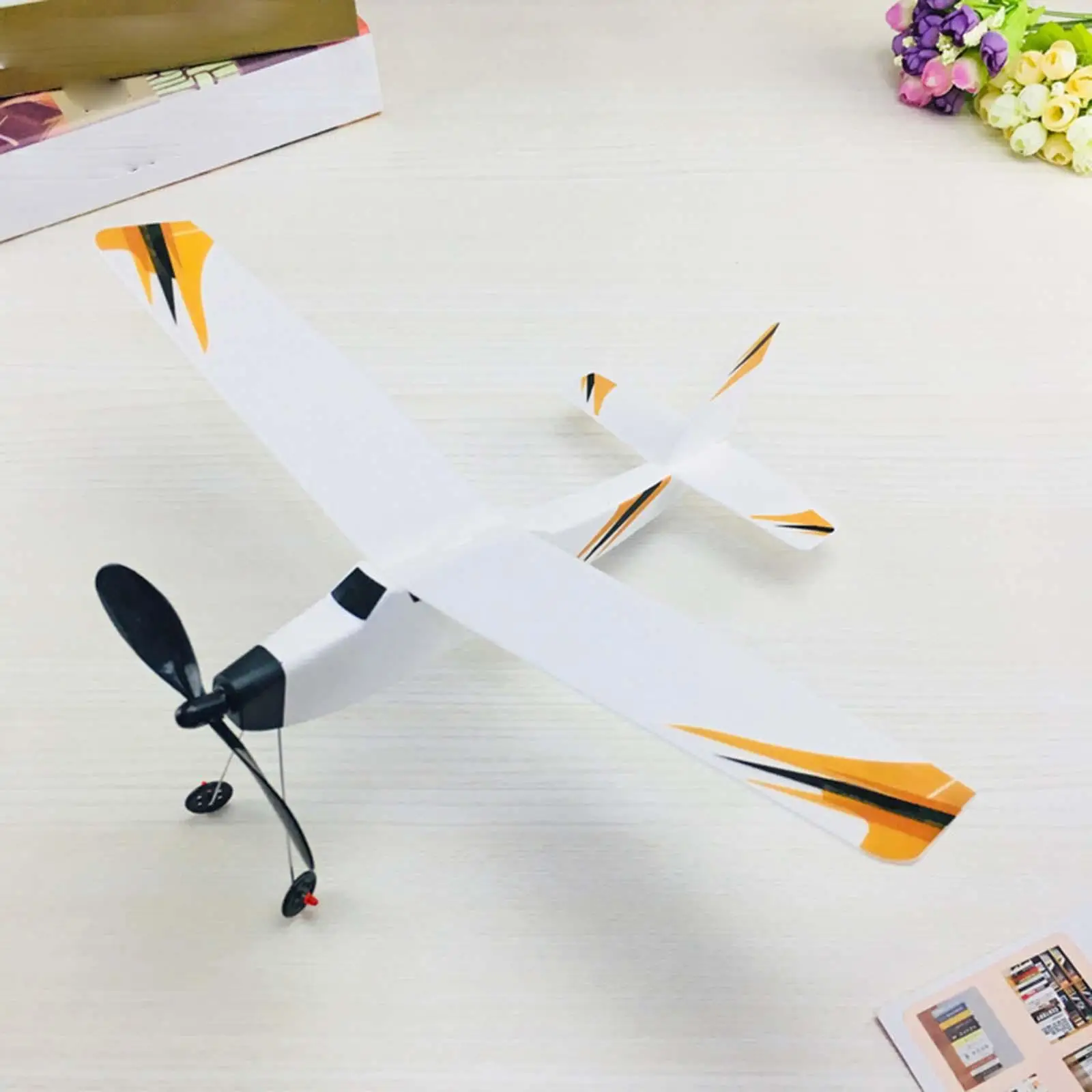 Lightweight Foam Glider Plane for Kids Rubber Band Powered Aircraft Toy Indoor Outdoor Flying Game