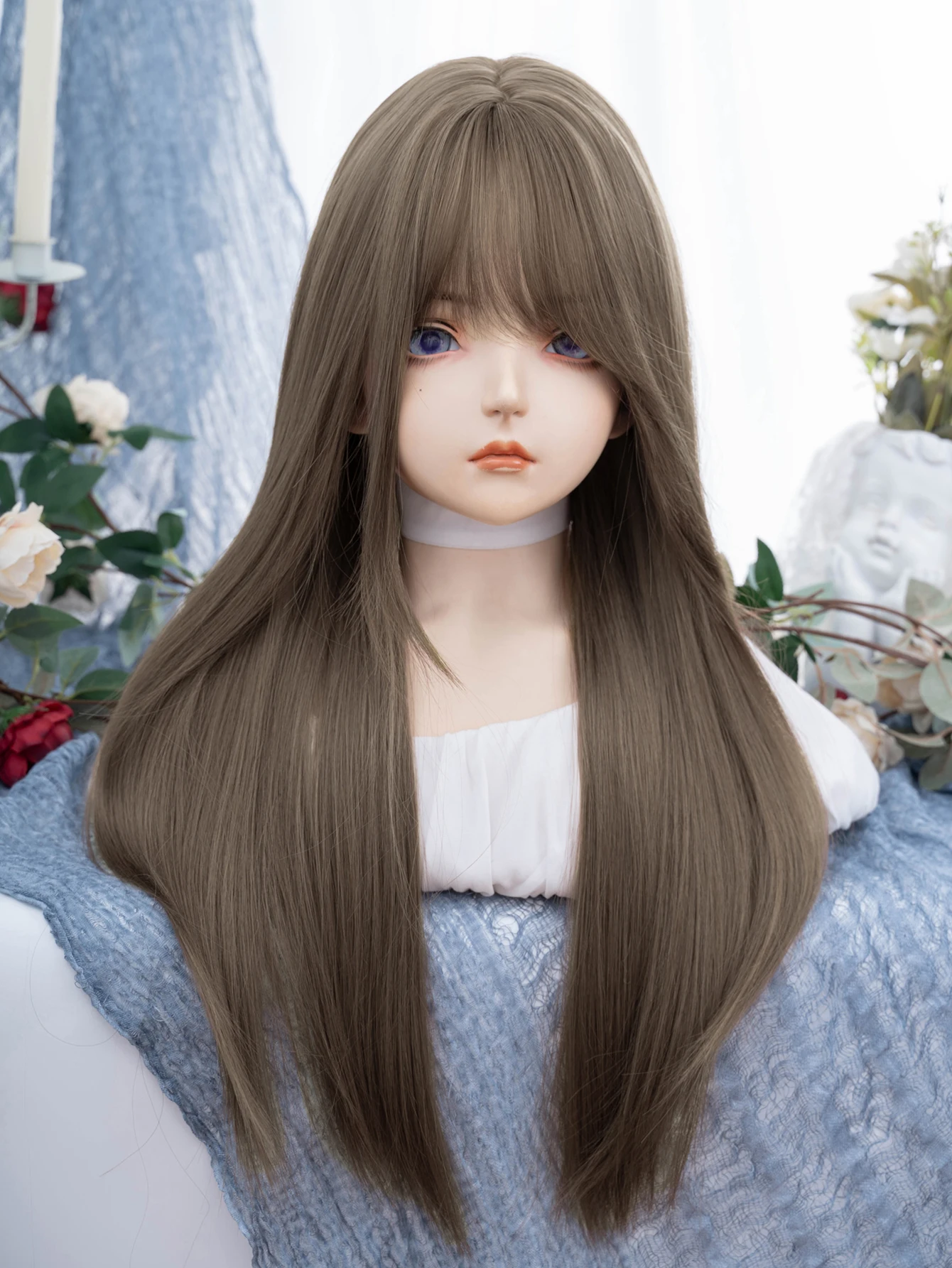 28 inch honey ash brown bang wig detail