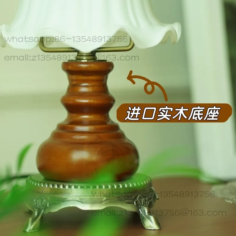 Nostalgic Glass Ame…