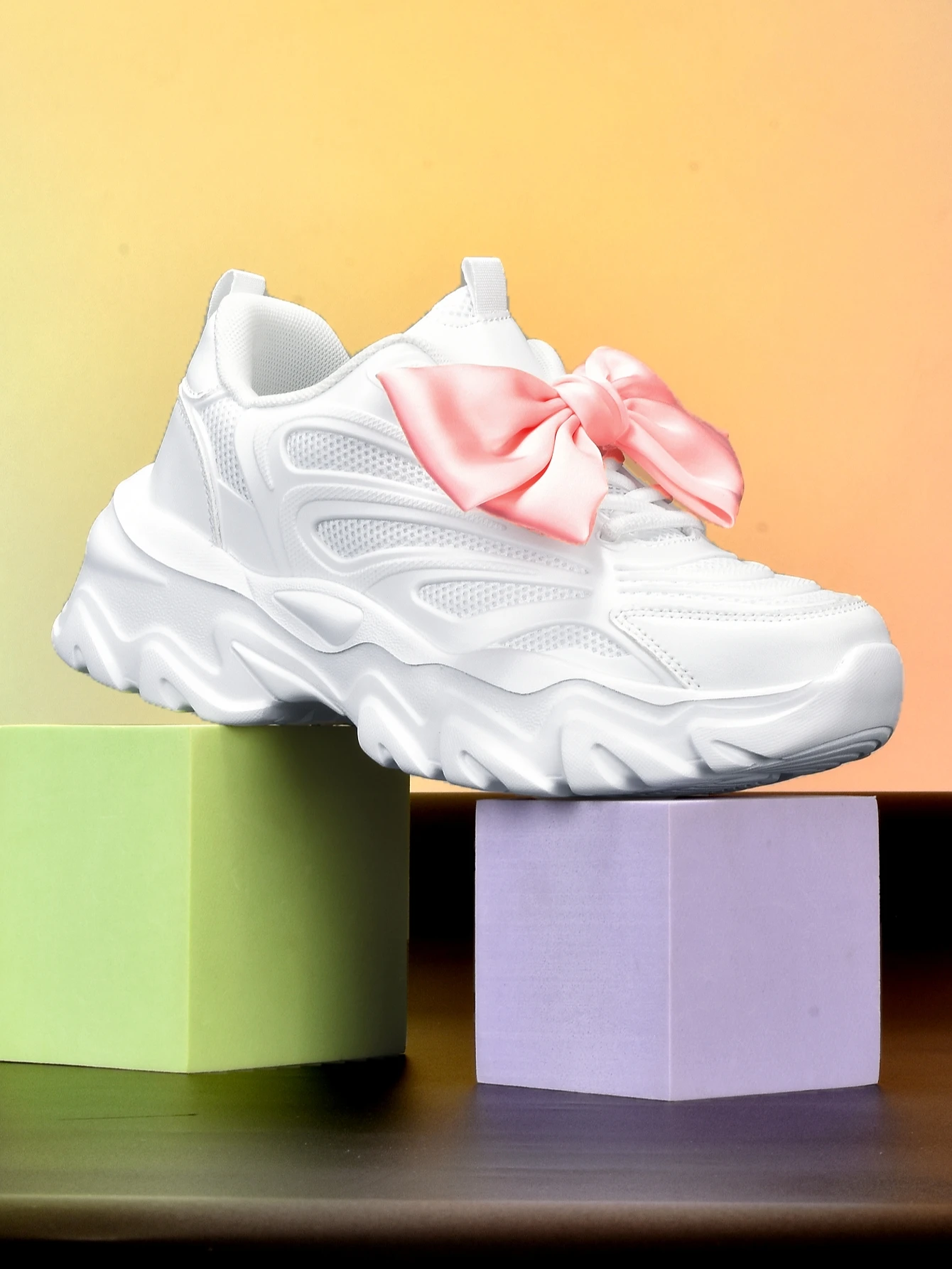 Women's Thick-Soled White Dad Shoes with a 5cm Height Increase, Sweet Girly Style with Pink Bow Decoration, Casual Sneakers for All Seasons, Breathable Mesh Upper, Soft Sole, Lightweight, Unique Design, Suitable for Students, Campus Daily Commute, Versatile for Multiple Occasions, Trendy Women's Shoes view 4