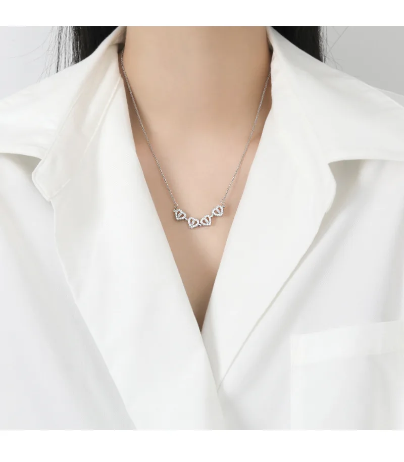 CARLIDANA Transform Luxury Four Leaf Clover Pendant Necklace Crystal Gold Color Heart Love Jewelry for Women Gift