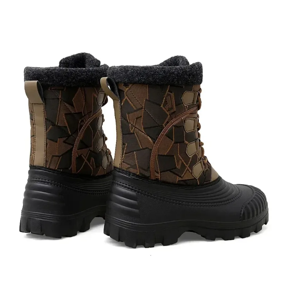 Botas altas de camuflaje para invierno, zapatos cálidos y gruesos de felpa para caminar al aire libre, botas de nieve impermeables, zapatos de algodón con cordones para hombre
