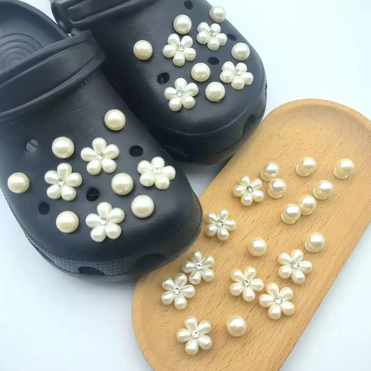 20/24/26pcs Pearl Design Shoe Charms Set with Detachable Flower Buckle Metal Garden Shoe Accessories Fashion Holiday Gift Idea