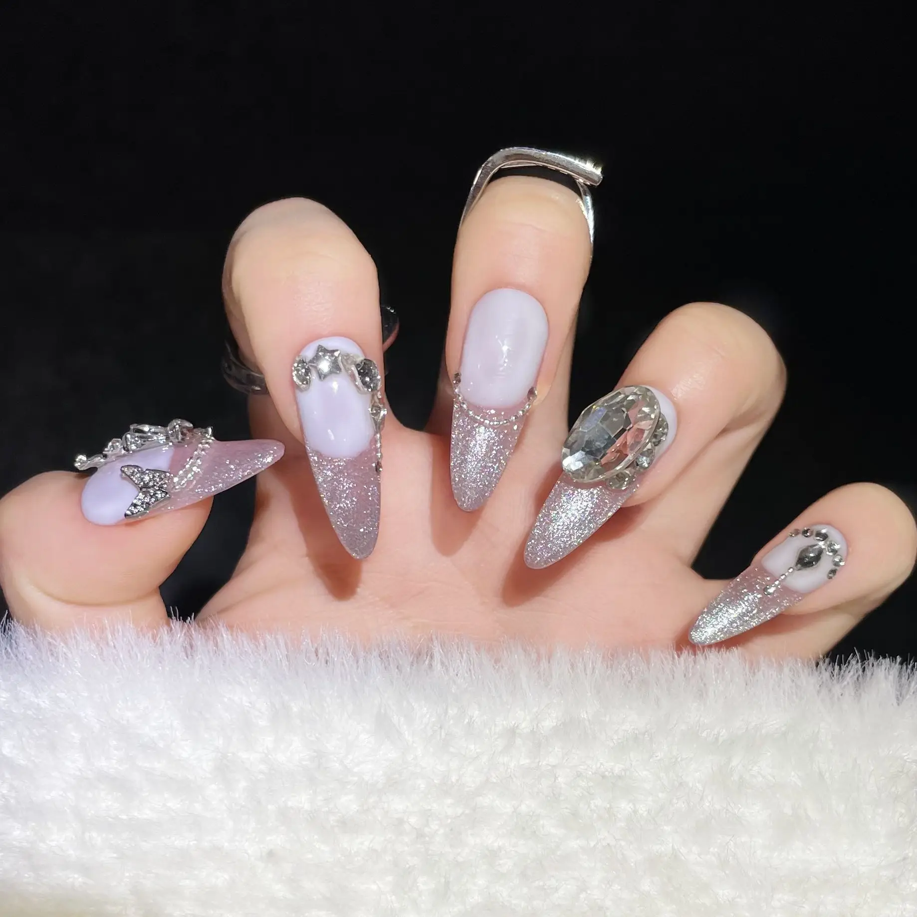 أظافر وردية صناعية بتصميمات ، مانيكير ذاتي الصنع ، مصنوعة يدويًا ، اضغط ، غطاء كامل ، حجر الراين ، قلب ، أظافر زائفة ، يمكن ارتداؤها ، كورية