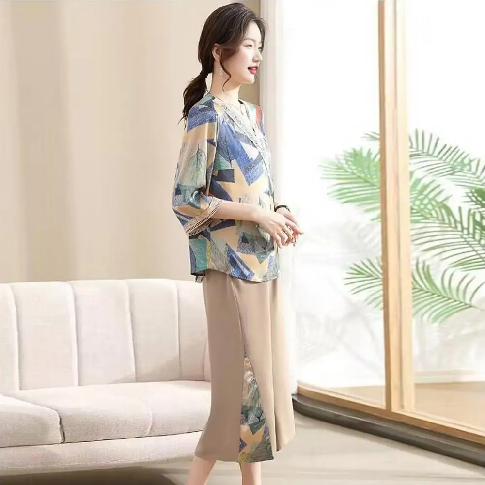 Women Top Pants Set Stylish Leaf Print T-shirt Trousers Set for Mid-aged Women with V Neck Half Sleeve Wide Leg Cropped Pants