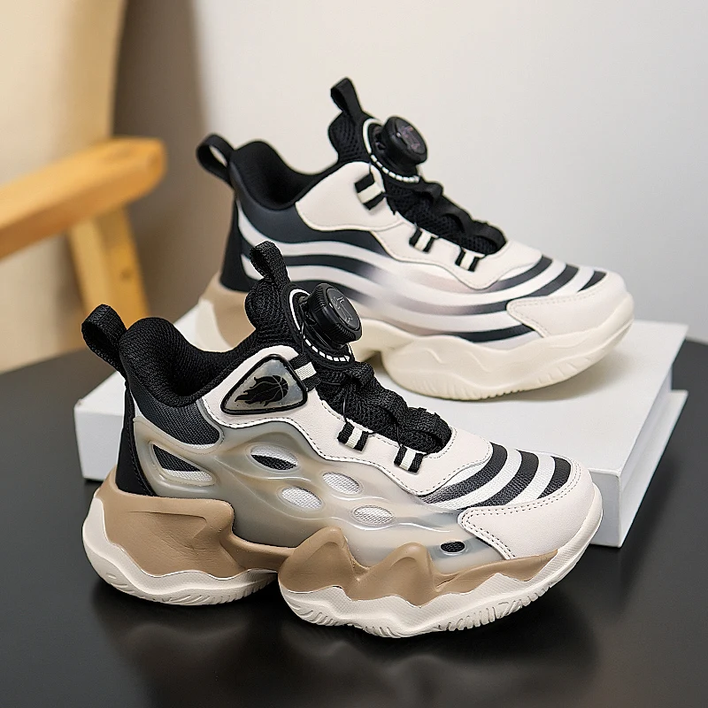 Autumn New Lightweight Childrens Sports Shoes Soft and Stylish Commuting Running Shoes Breathable and Supportive Casual Shoes view 3