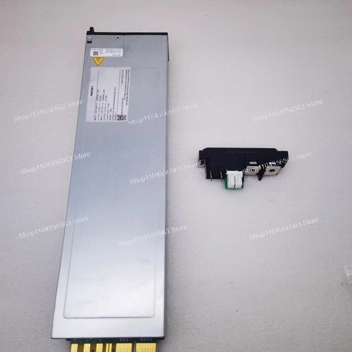 Disassemble and package R4875F1 communication power supply. 4000W rectifier module with 53.5V blade power supply is applicable.