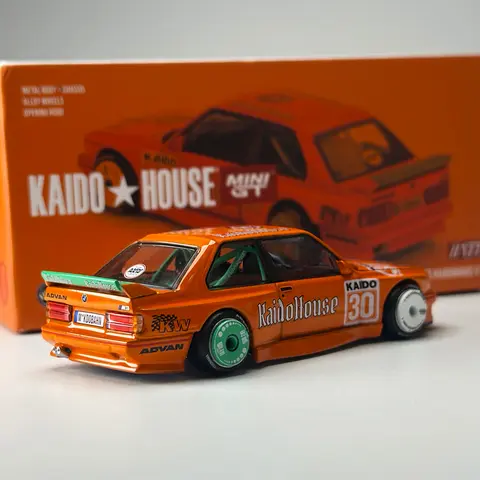 12 best sales Mini GT Chase - №1