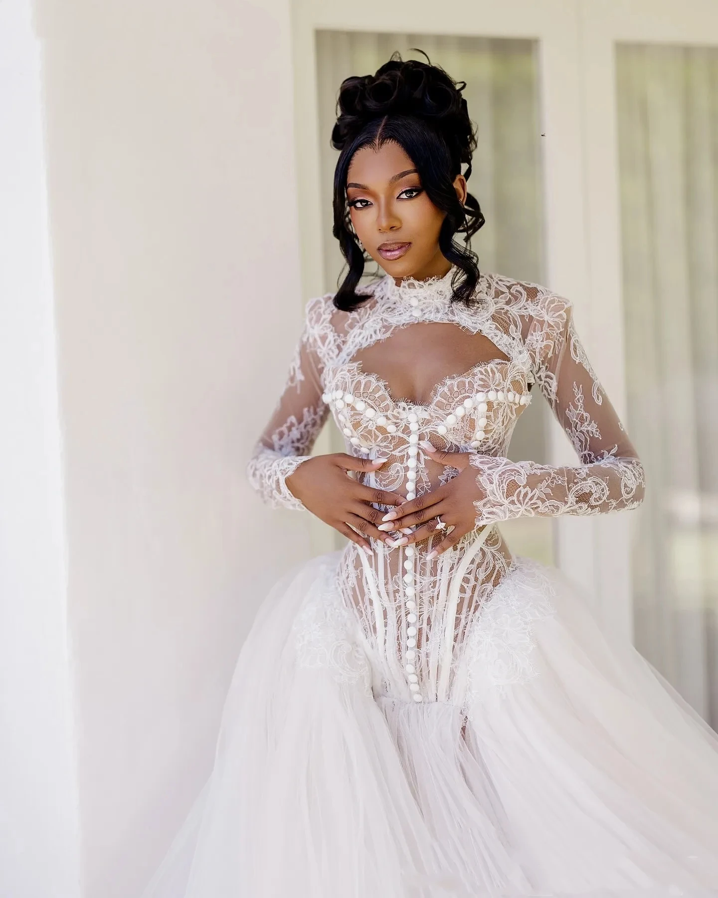Luxury Wedding Dress For Black Women High Neck Long Sleeve Bodice Pearls Appliques Bridal Dress Vestidos De Novia Customized