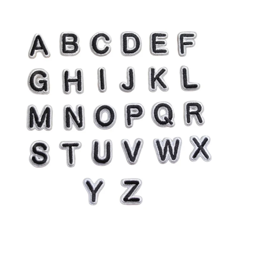 แผ่นเหล็กปักลายตัวอักษร A-Z ความสูง2ซม. แผ่นปะติดแบบแฟชั่นกระเป๋ารองเท้าชื่อเด็กซ่อม DIY